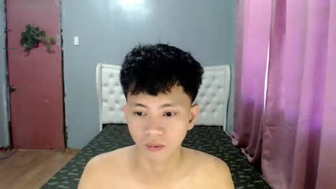 Ethan online show from May 9, 11:33 pm