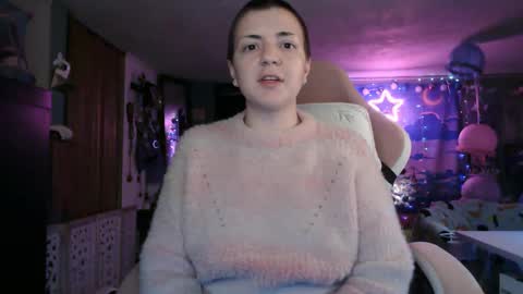Snapshot of nerdy_squirty chatting on December 3, 8:44 am NerdySquirty online show from December 3, 8:44 am