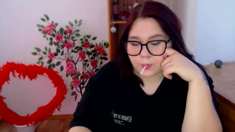 nereia online show from March 5, 10:02 am