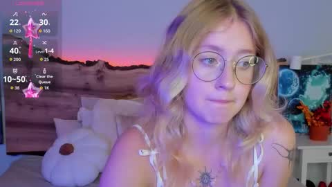 Nerissa online show from September 20, 8:45 pm