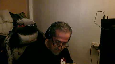 neron401 online show from April 18, 2:24 am