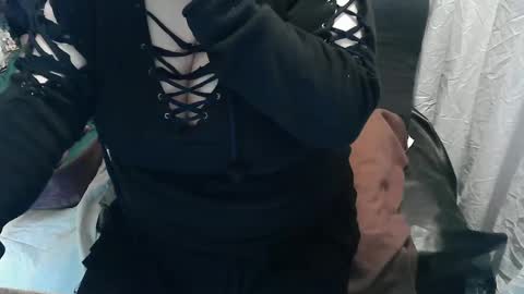 neslihan online show from February 13, 6:09 am