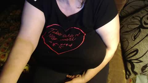 Lilly  online show from April 18, 2:46 am