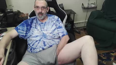 Snapshot of newguy1966 chatting on September 28, 5:49 am newguy1966 online show from September 28, 5:49 am