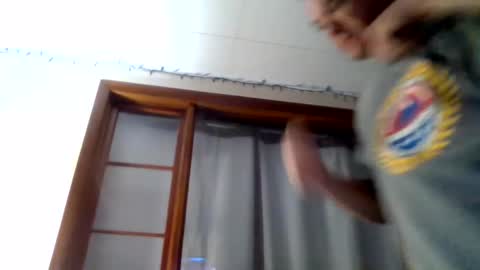 Snapshot of newguy81240 chatting on September 30, 12:21 am Newguy81240 online show from September 30, 12:21 am