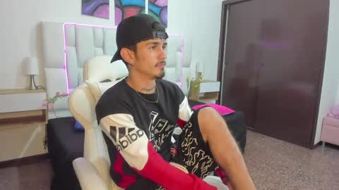 Yeison online show from March 30, 3:06 am