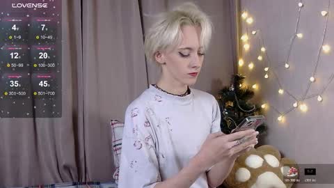 NextVibe1 online show from December 18, 5:30 pm