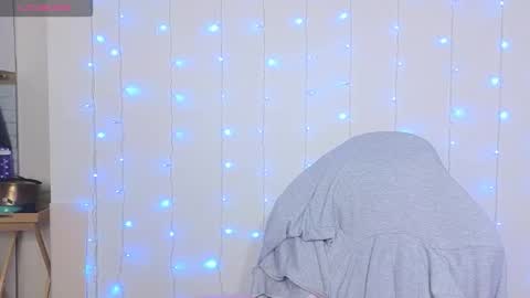 nexxxusme online show from February 24, 2:25 am