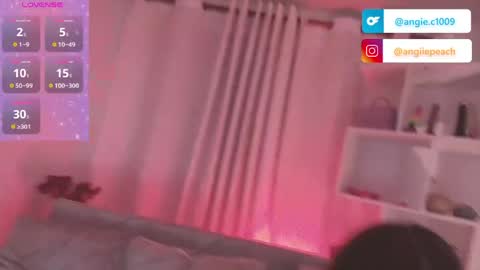  Angie   Instagram  angie julianac add me online show from May 10, 3:13 am