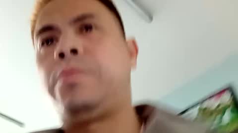 Snapshot of nguyen7788789 chatting on September 28, 6:33 am nguyen7788789 online show from September 28, 6:33 am