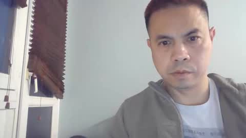 nguyen7788789 online show from December 3, 6:47 am