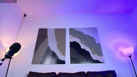 Nia Blum online show from November 21, 4:32 am