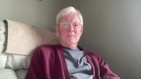 nice2meet2 online show from February 13, 9:39 pm