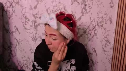 Michell  online show from December 3, 4:02 am