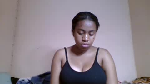 nicelly01 online show from May 11, 2:45 pm