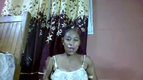 nicelly01 online show from April 29, 6:13 pm