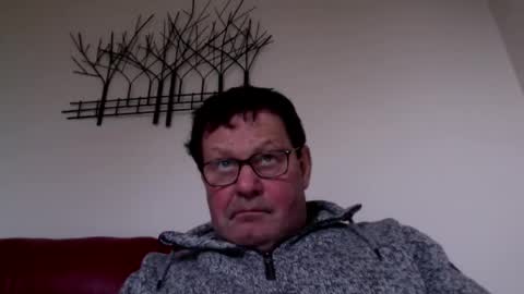 Keith999 online show from February 7, 3:37 pm