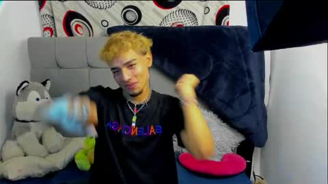 nick_acosta online show from May 6, 11:33 pm