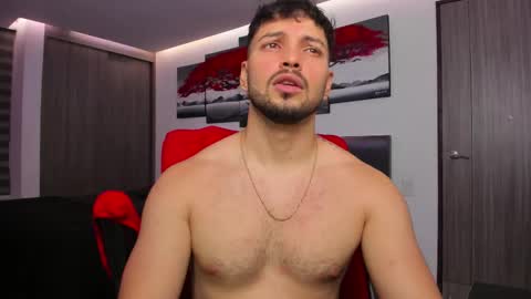 Nick Klaus online show from November 19, 11:36 pm