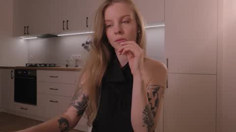 Nicka Cherie online show from March 10, 6:45 pm