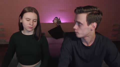 nick and molly online show from January 4, 5:05 pm