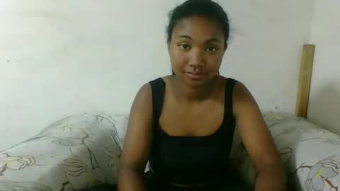 nickiqqyuu online show from July 8, 10:51 am