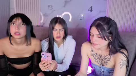 nicky_as online show from April 14, 8:06 am