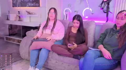 nicky_as online show from February 24, 1:25 pm