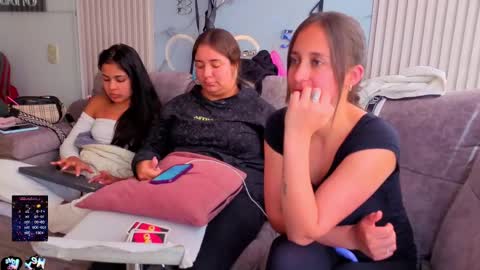 nicky_as online show from November 19, 5:12 pm