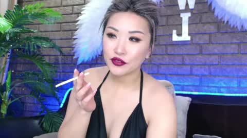 Today is my 41st birthday  And in 2 hours Im waiting for you on the stream Stock up on tokens and a good mood Nicky online show from February 10, 3:53 pm