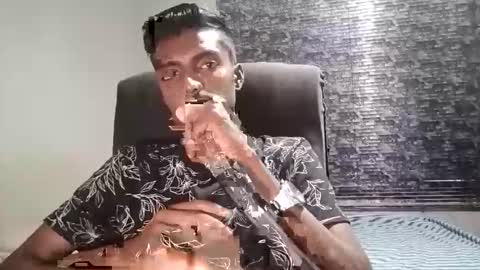 james online show from March 5, 5:29 pm