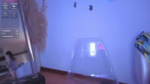 Nicky online show from November 3, 8:10 pm