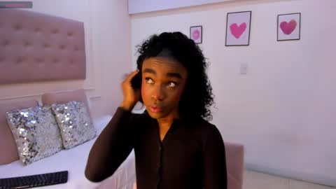 nico_dior online show from April 2, 3:14 am