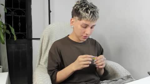 Nico  online show from November 18, 7:00 am