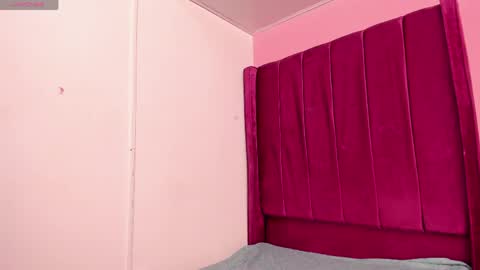 nicohillx online show from March 24, 6:41 am