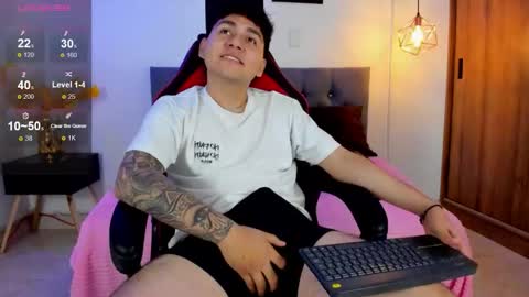 Snapshot of nicolas_james_sc chatting on September 10, 3:02 pm nicolas_james_sc online show from September 10, 3:02 pm