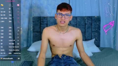 nicolastorres__ online show from March 21, 11:19 pm