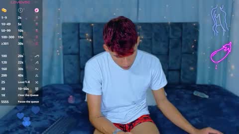 nicolastorres__ online show from March 28, 8:27 am