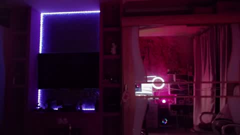 Snapshot of nicole_g0ld_ chatting on September 13, 10:56 pm Nicole online show from September 13, 10:56 pm