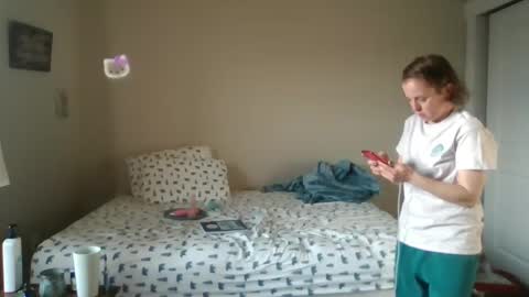 Nicole online show from February 10, 11:23 pm