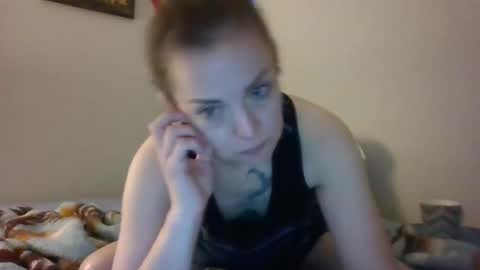 Nicole online show from February 24, 1:31 pm