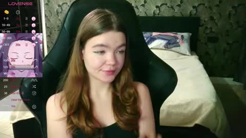 NicoleMeew online show from November 10, 1:58 pm