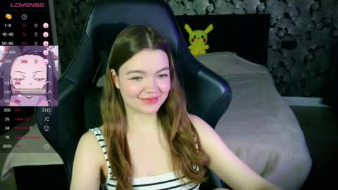 NicoleMeew online show from April 11, 1:48 pm