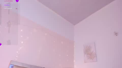 Nicolette online show from February 16, 5:48 am