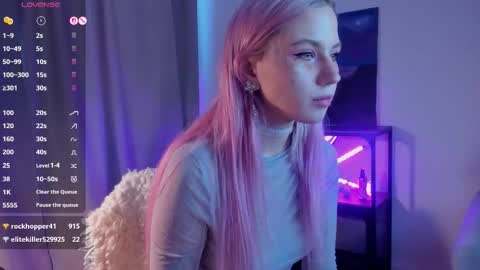 Kim online show from February 6, 8:40 am