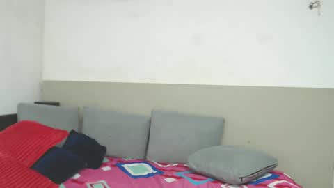 NicollGreen online show from October 3, 1:48 am