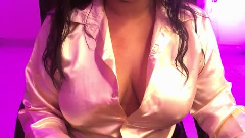 Snapshot of nightqueen107446 chatting on October 10, 7:47 am nightqueen107446 online show from October 10, 7:47 am