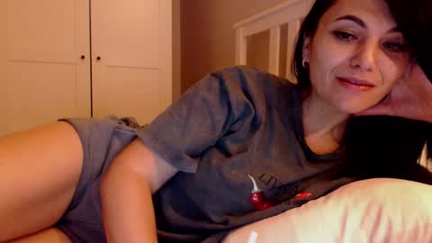 leona online show from November 12, 11:07 pm