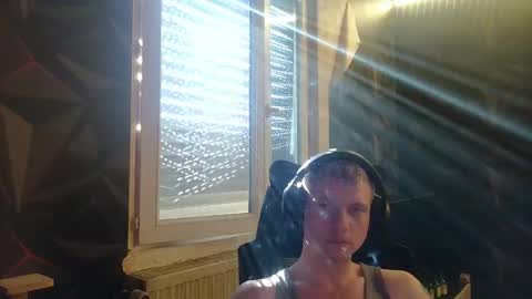 niglo620 online show from April 8, 3:15 pm