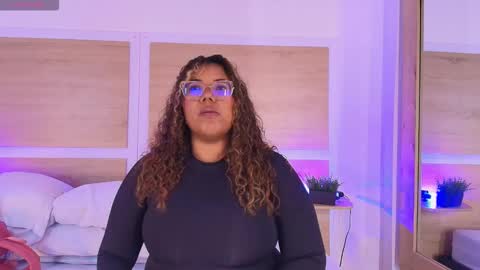 Call me Nicky online show from November 9, 3:37 pm